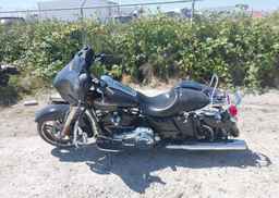 2018 HARLEY-DAVIDSON FLHX STREET GLIDE