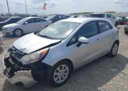 2013 KIA RIO EX