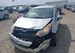 2013 KIA RIO EX