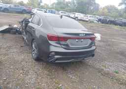 2022 KIA FORTE