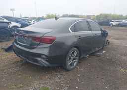 2022 KIA FORTE