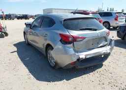 2016 MAZDA MAZDA3 GS