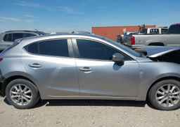 2016 MAZDA MAZDA3 GS
