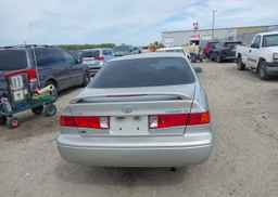 2000 TOYOTA CAMRY CE