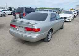 2000 TOYOTA CAMRY CE