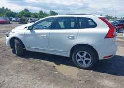 2015 VOLVO XC60 T5
