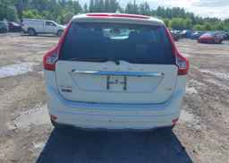 2015 VOLVO XC60 T5