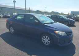 2013 TOYOTA COROLLA S