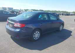 2013 TOYOTA COROLLA S