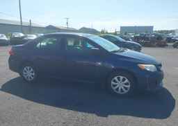 2013 TOYOTA COROLLA S
