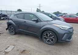 2021 TOYOTA C-HR XLE