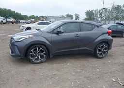 2021 TOYOTA C-HR XLE
