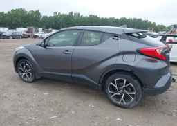 2021 TOYOTA C-HR XLE