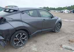 2021 TOYOTA C-HR XLE