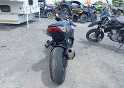 2025 SUZUKI GSX-R750