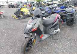 2022 APRILIA SR MOTARD 50