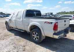 2016 FORD F-250 LARIAT