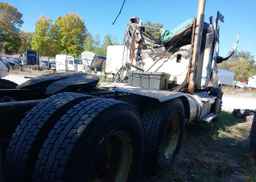 2012 FREIGHTLINER CASCADIA 125