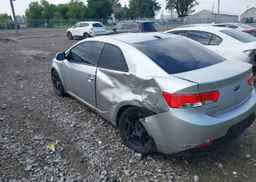 2011 KIA FORTE SX