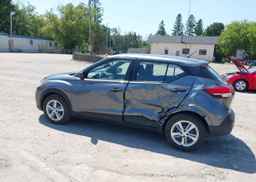 2020 NISSAN KICKS