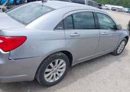 2014 CHRYSLER 200