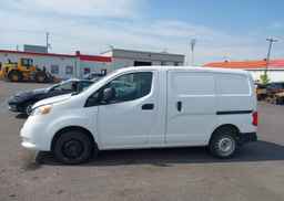2021 NISSAN NV200