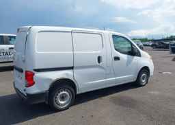 2021 NISSAN NV200