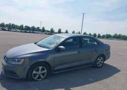 2016 VOLKSWAGEN JETTA S