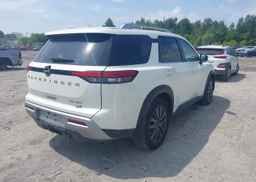 2022 NISSAN pathfinder sl