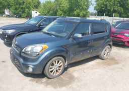2012 KIA SOUL +