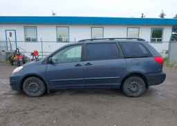 2008 TOYOTA SIENNA CE