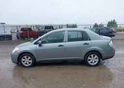 2009 NISSAN VERSA S