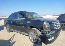 2011 CADILLAC ESCALADE EXT LUXURY
