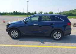 2019 KIA SORENTO 2.4L LX