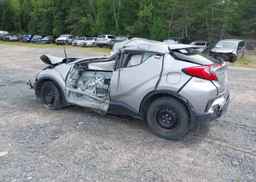 2020 TOYOTA C-HR LE