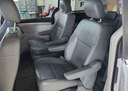 2009 VOLKSWAGEN ROUTAN SEL
