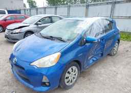 2012 TOYOTA Prius c