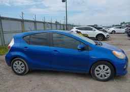 2012 TOYOTA Prius c