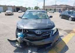 2011 TOYOTA CAMRY XLE