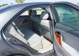 2011 TOYOTA CAMRY XLE