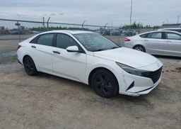 2022 HYUNDAI ELANTRA