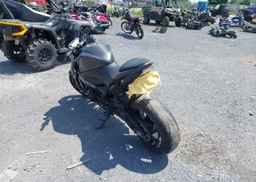 2018 SUZUKI GSX-S1000 A