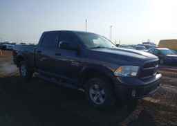 2016 RAM 1500 SLT