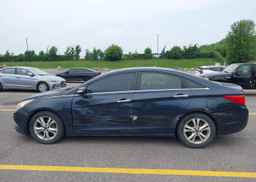 2011 HYUNDAI SONATA LIMITED