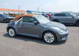 2019 VOLKSWAGEN BEETLE S