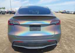 2024 TESLA MODEL Y PERFORMANCE