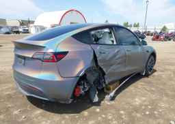 2024 TESLA MODEL Y PERFORMANCE