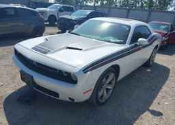 2015 DODGE CHALLENGER SXT