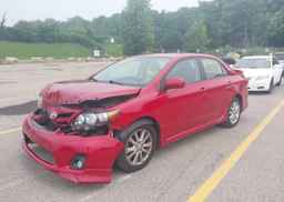 2013 TOYOTA COROLLA S