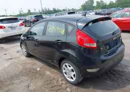 2013 FORD FIESTA SE